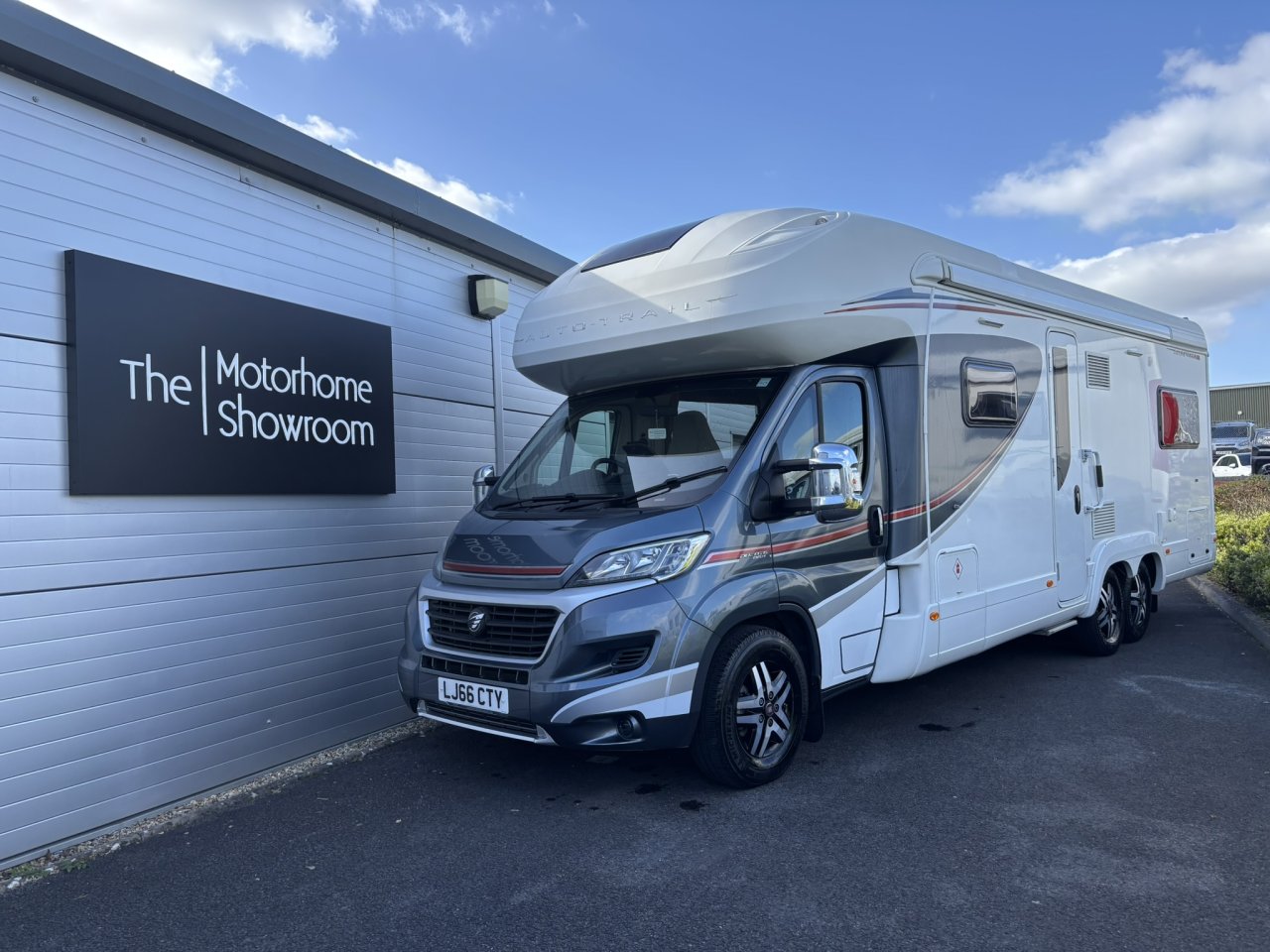 2016 Auto-Trail Arapaho
