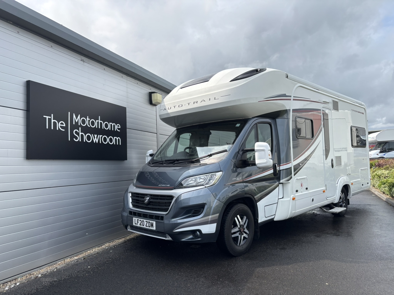 2020 Auto-Trail Apache 700